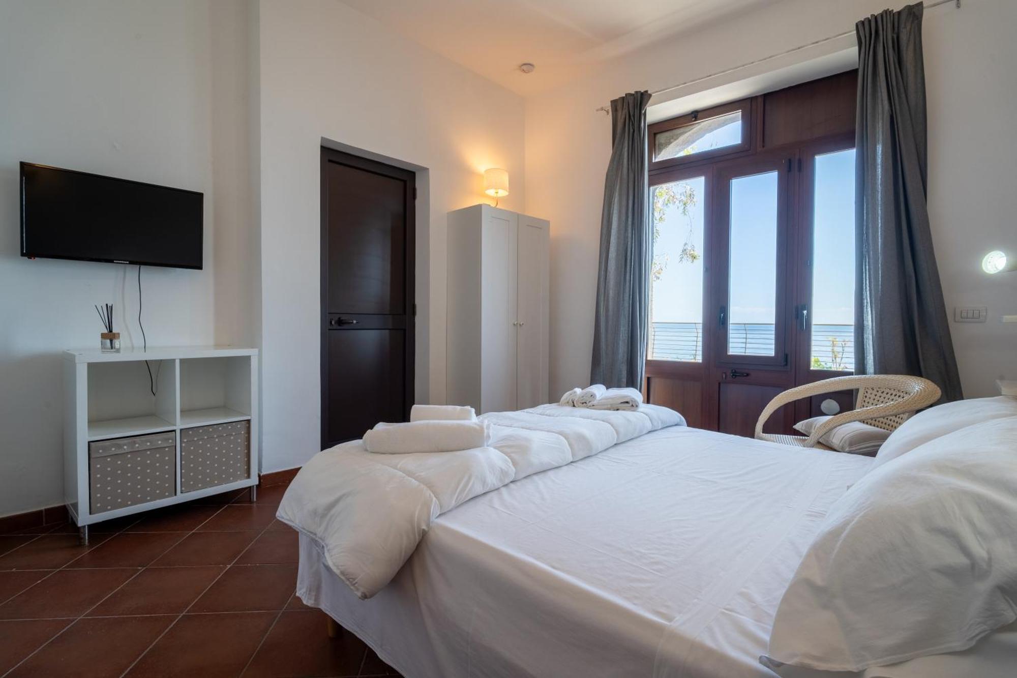 Casa Scala Hotel Acireale Ngoại thất bức ảnh